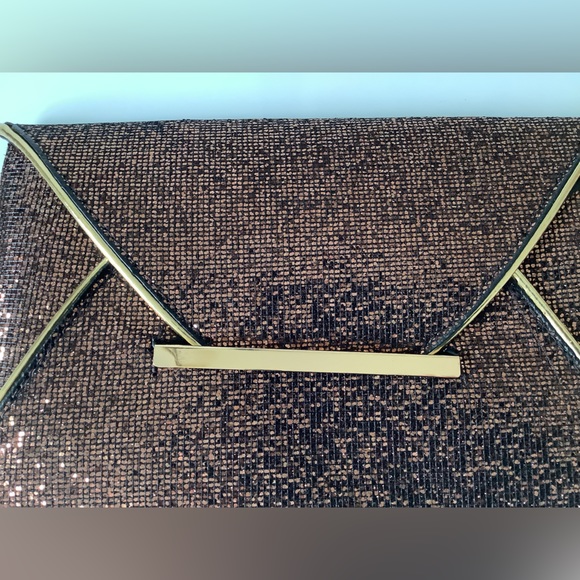 Glitter Clutch - Picture 2 of 6